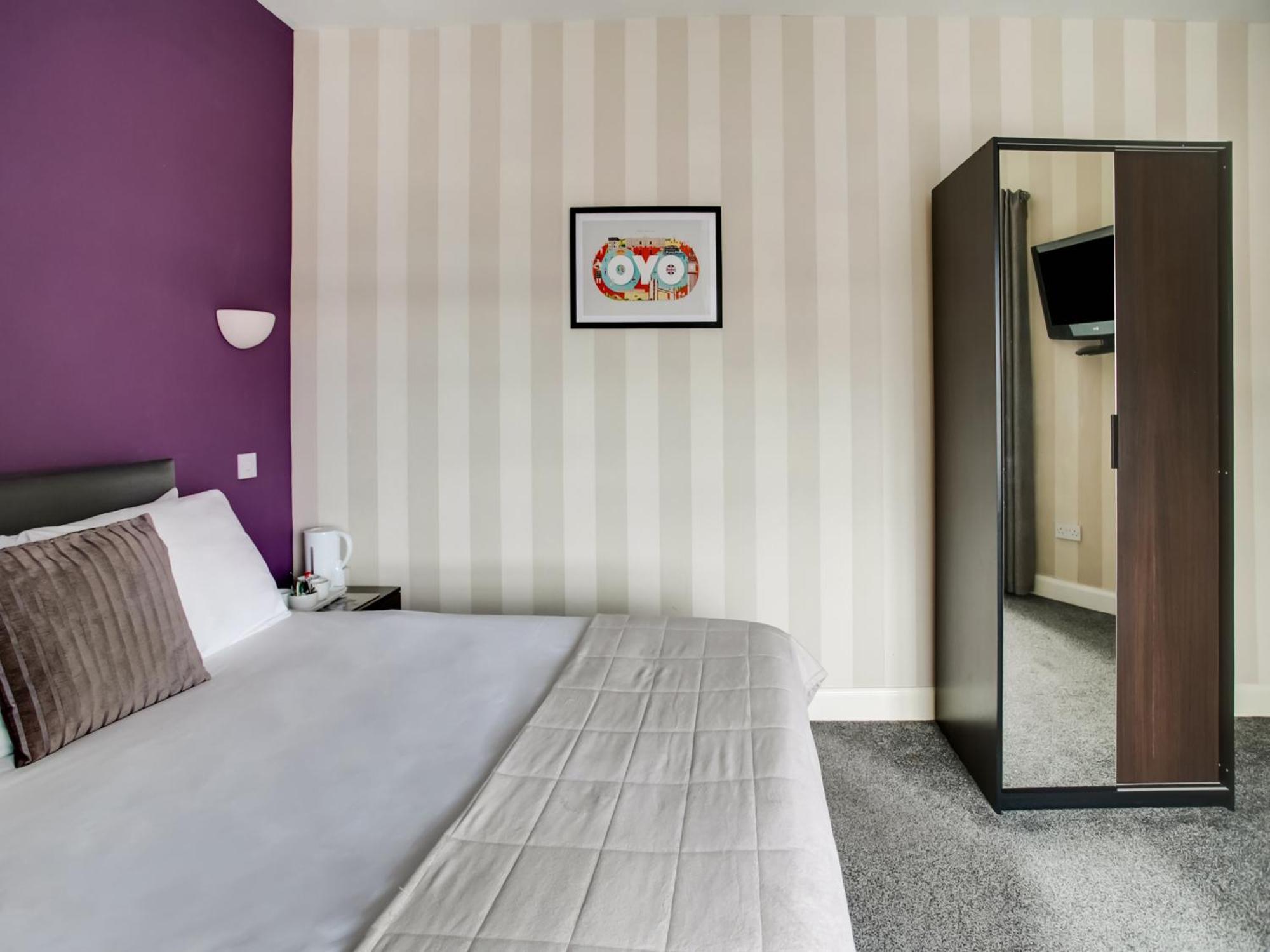 โอโย จิน เฮาส์ โฮเต็ล Hotel กรีน็อค ภายนอก รูปภาพ